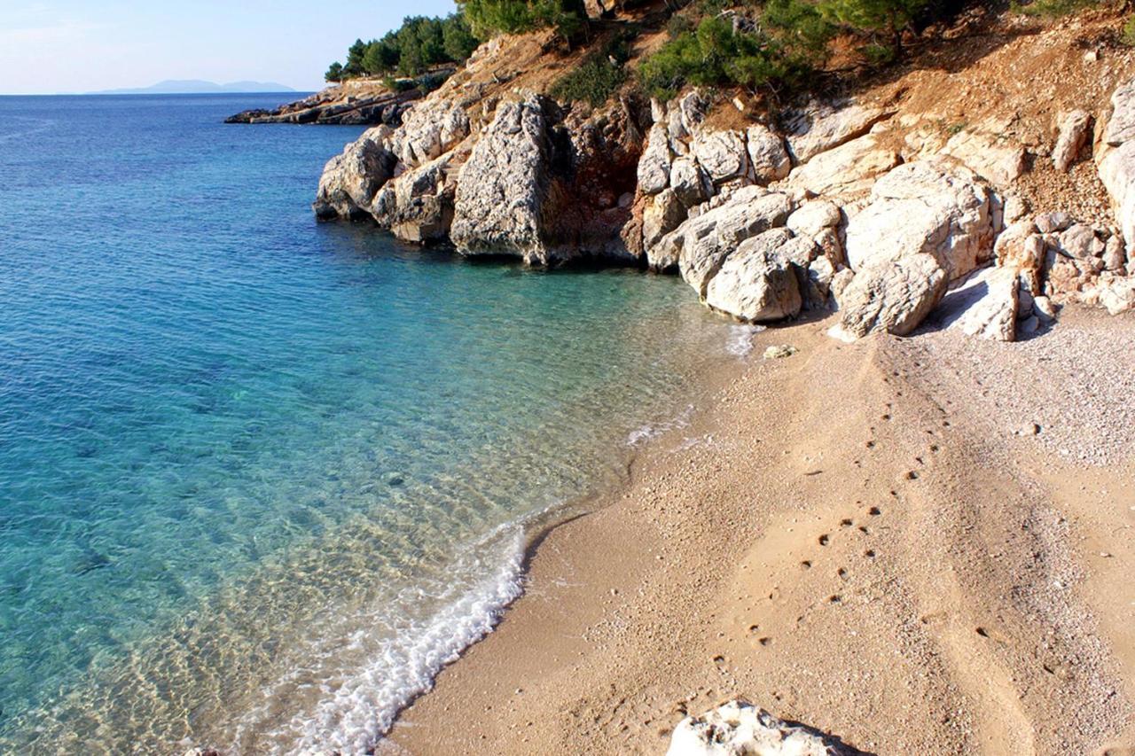 Apartments By The Sea Sveta Nedilja, Hvar - 11433 Света Неделя Екстериор снимка