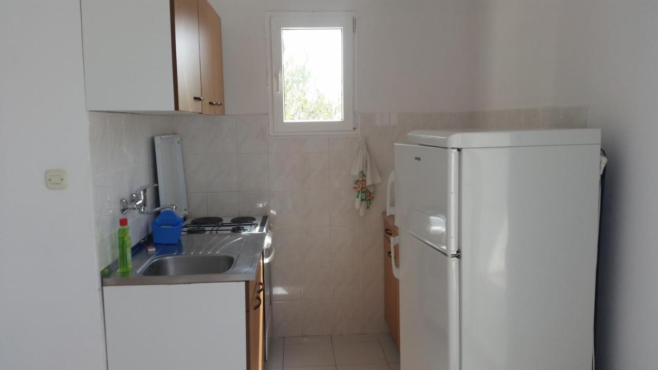 Apartments By The Sea Sveta Nedilja, Hvar - 11433 Света Неделя Екстериор снимка